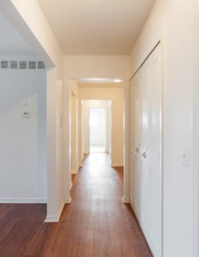 cranbrook-centre-apartments-for-rent-in-southfield-mi-gallery-7