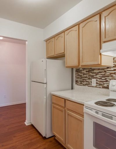 cranbrook-centre-apartments-for-rent-in-southfield-mi-gallery-9