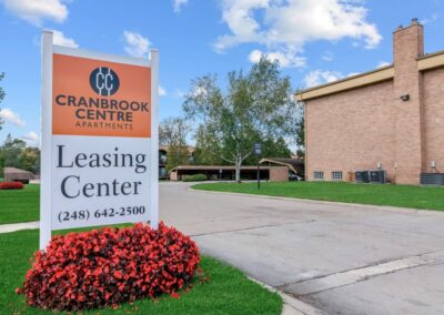 Cranbrook Centre Apartments, Best Apartments for Rent in Southfield, MI